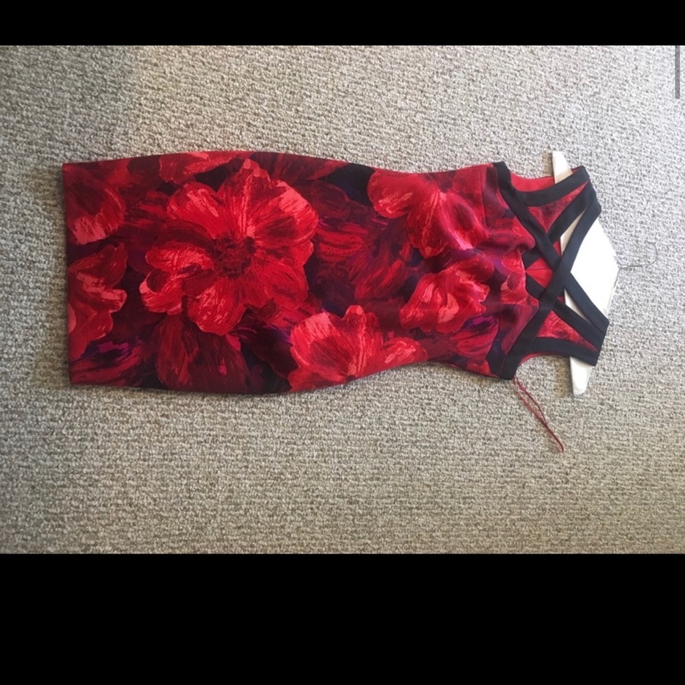 Gorgeous red floral cocktail dress